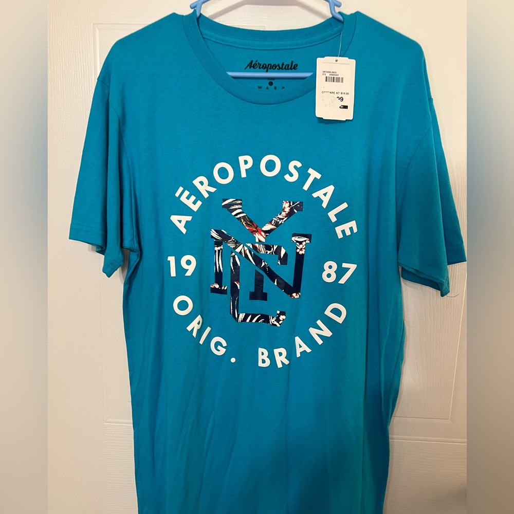 This T-shirt has never been worn